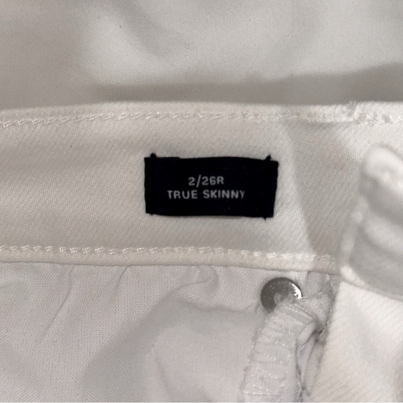 NWOT GAP True Skinny Jeans in White - Size 2/26 - Picture 3 of 3